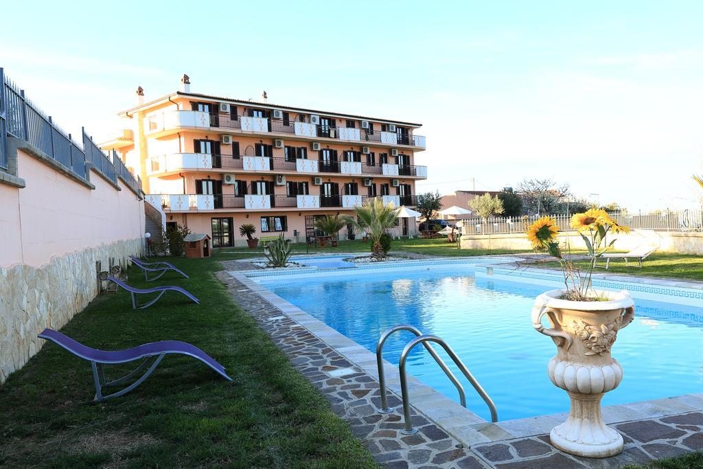 Chimento Resort Corigliano Calabro Exterior foto