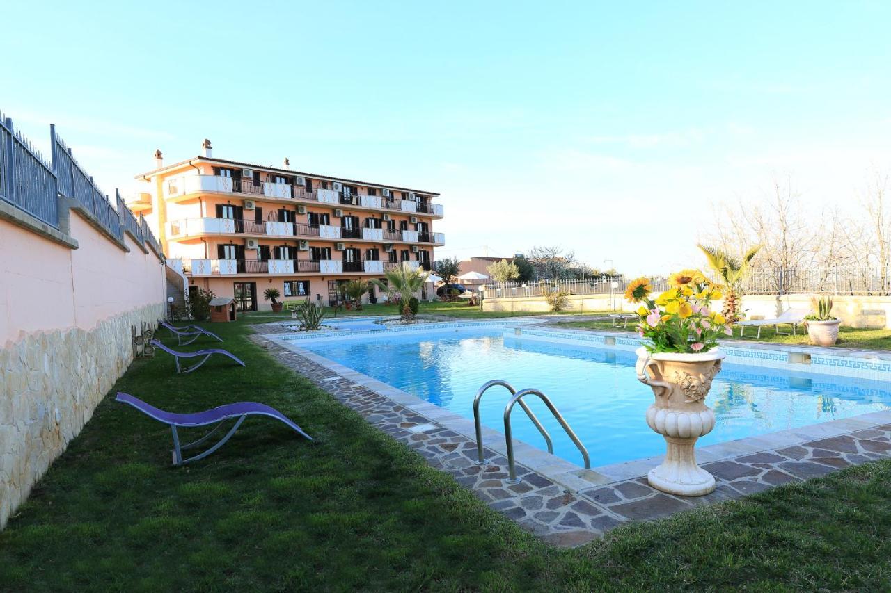 Chimento Resort Corigliano Calabro Exterior foto